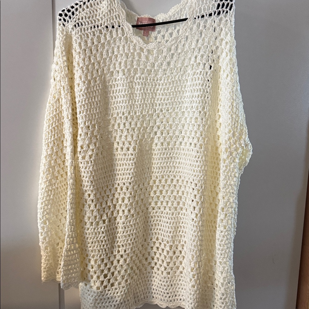 Show me your mumu Paula pull over - Picture 3 of 4